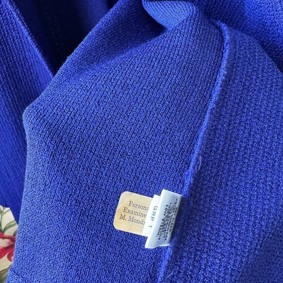 St.John 2-piece Suite Sapphire Blue Wool Blend Knit Duster,Silk Ruffle and Pants - Picture 9 of 16